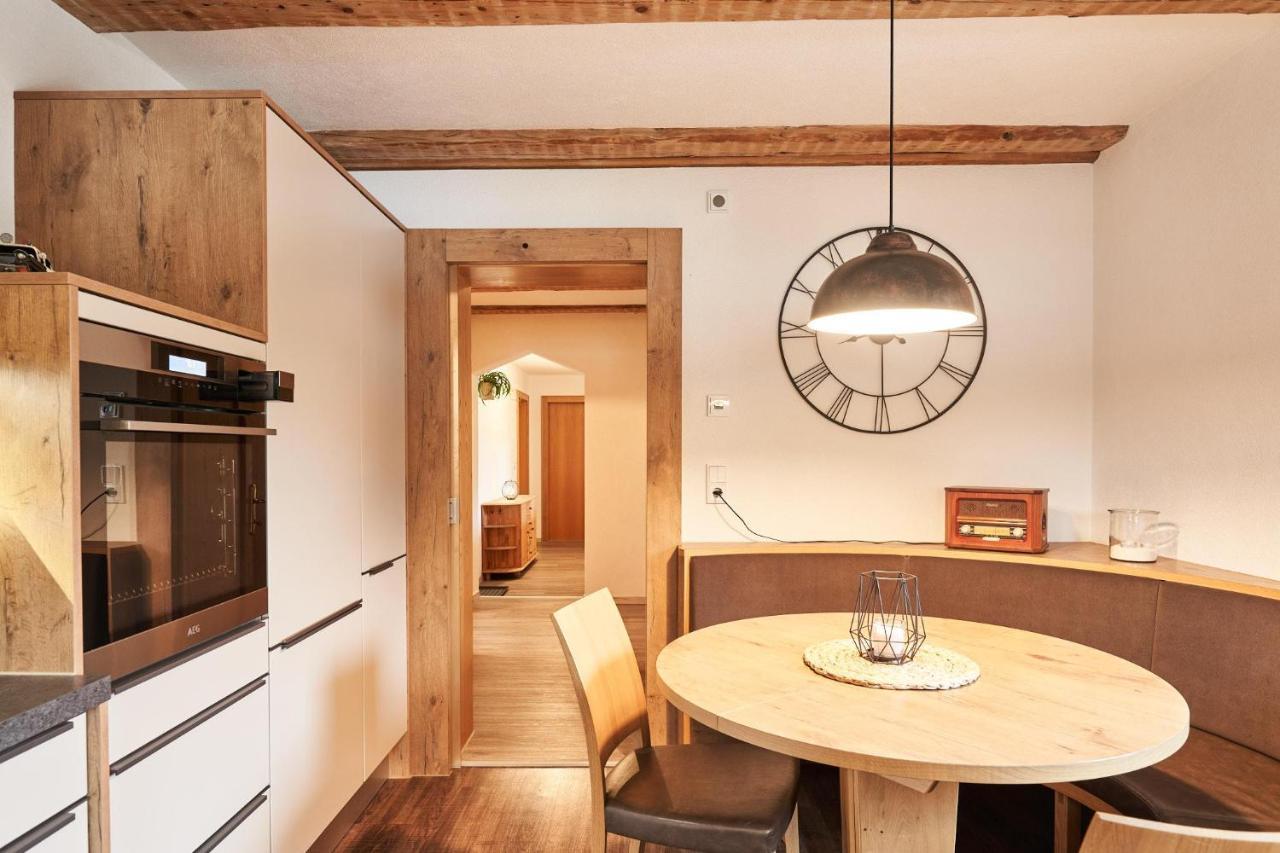 Ferienwohnung Schatz Breitenwang Exterior foto